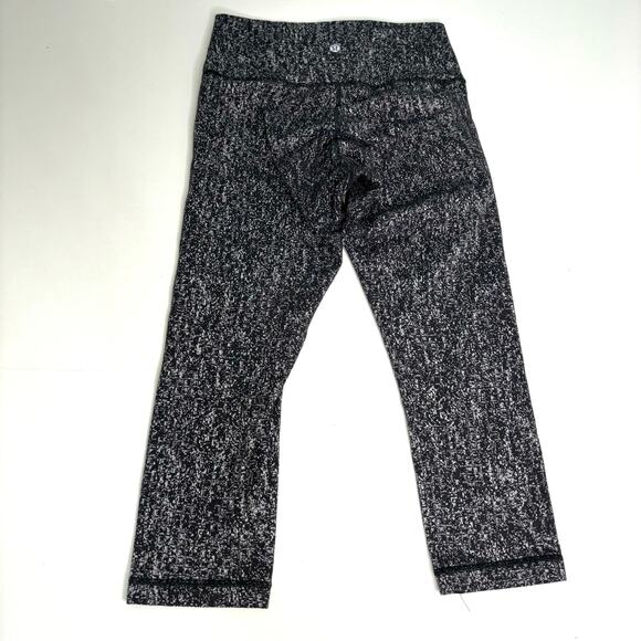 Lululemon Wunder Under High Rise Crop Define Black, White 6 - Picture 5 of 9